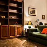 David House Vucciria